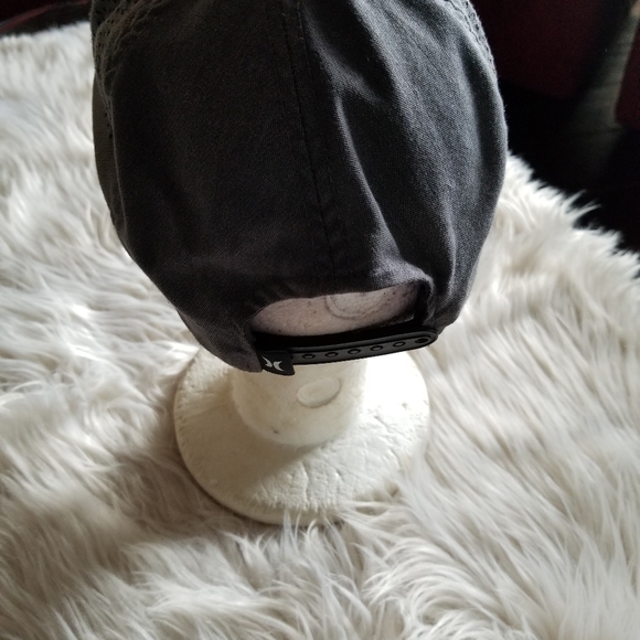 Hat - Picture 3 of 3